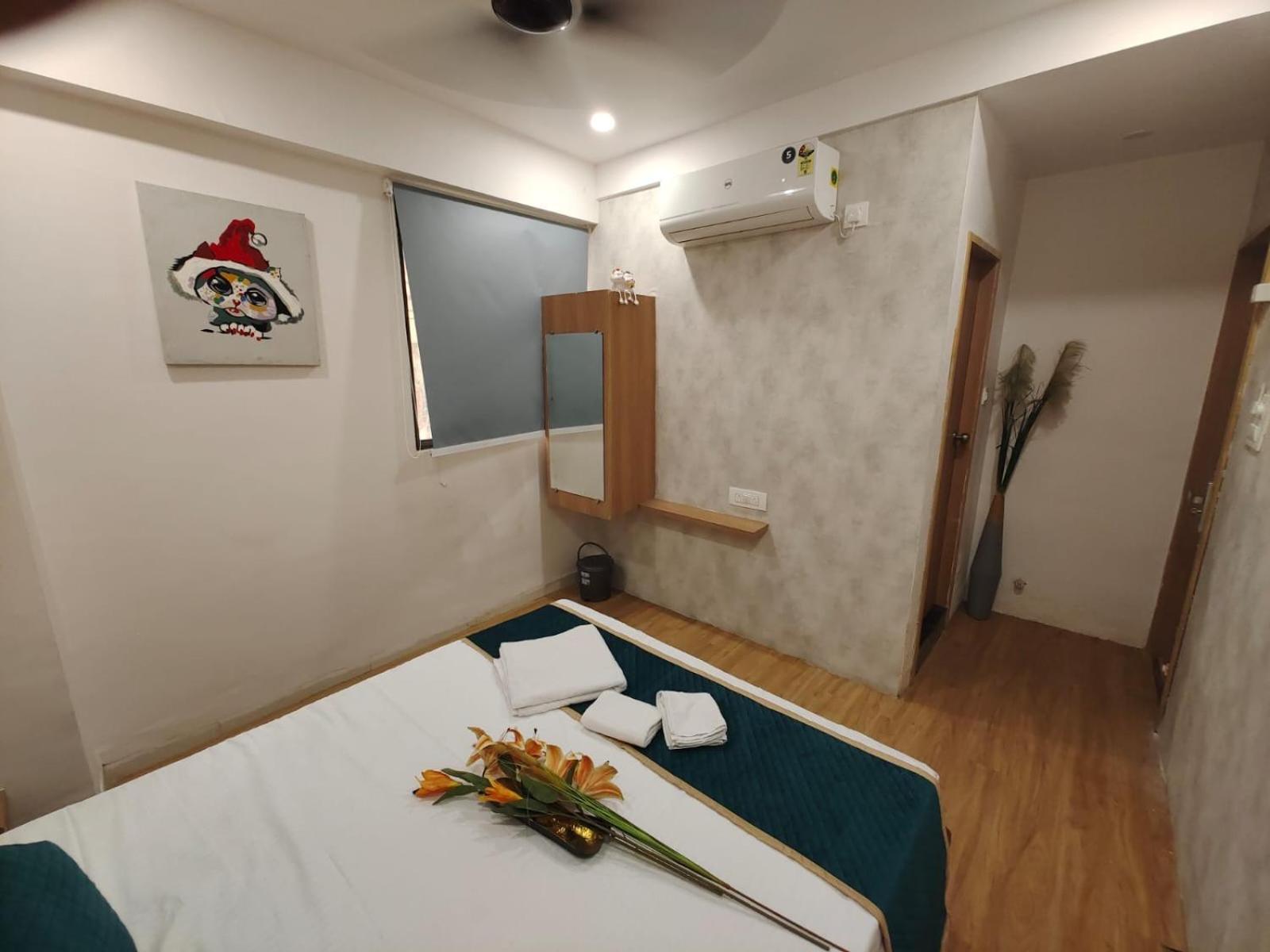Hotel Prasang 수라트 외부 사진